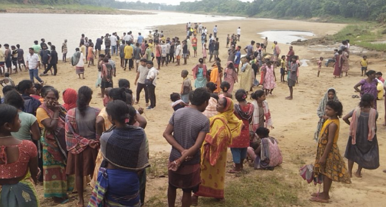 4 boys drown in river