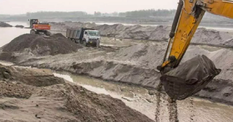 Illegal sand mining 