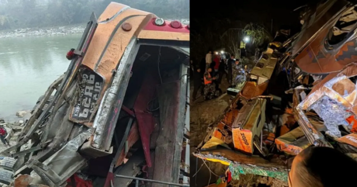 18 Dead in Bus Accident